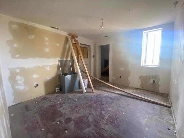 5232 Cote Brilliante Ave, Saint Louis, MO 63113 - view of spare room
