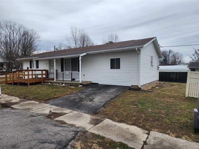 1610 Benton Ave, Johnston City, IL 62951 - photo 1