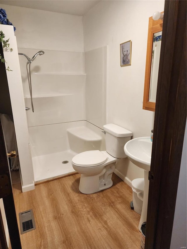 1610 Benton Ave, Johnston City, IL 62951 - photo 5