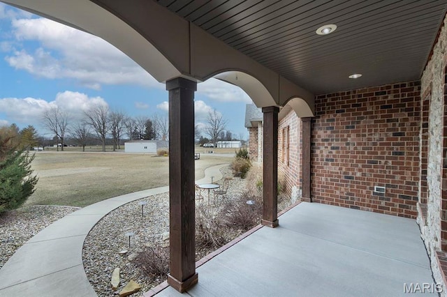 9606 Klings Ct, Mascoutah, IL 62258 - view of patio / terrace