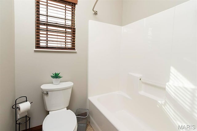 9606 Klings Ct, Mascoutah, IL 62258 - bathroom with baseboards and toilet