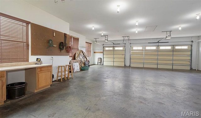 9606 Klings Ct, Mascoutah, IL 62258 - garage featuring a garage door opener