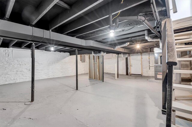 4941 Lexington Ave, Saint Louis, MO 63115 - photo 19
