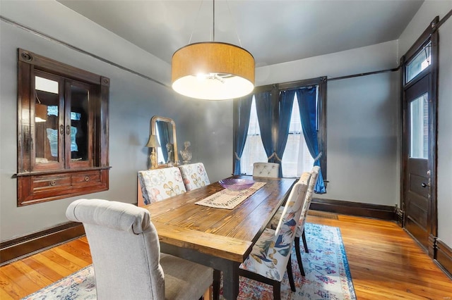 34 N Fountain Cpe, Girardeau, MO 63701 - dining area featuring wood finished floors and baseboards