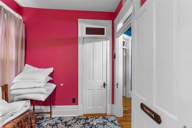 34 N Fountain Cpe, Girardeau, MO 63701 - bedroom featuring wood finished floors and baseboards