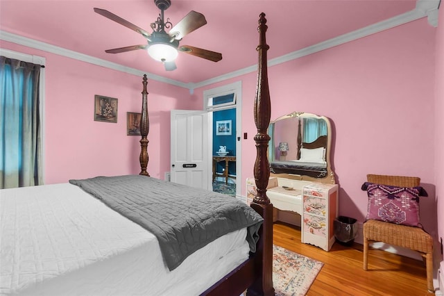 34 N Fountain Cpe, Girardeau, MO 63701 - bedroom featuring crown molding, light wood-type flooring, and ceiling fan