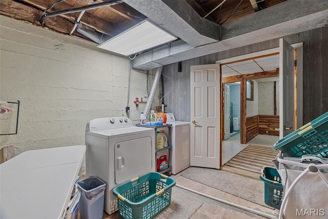 laundry area with washer and clothes dryer