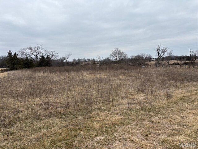 2 Redwood Trl, Monroe City, MO 63456