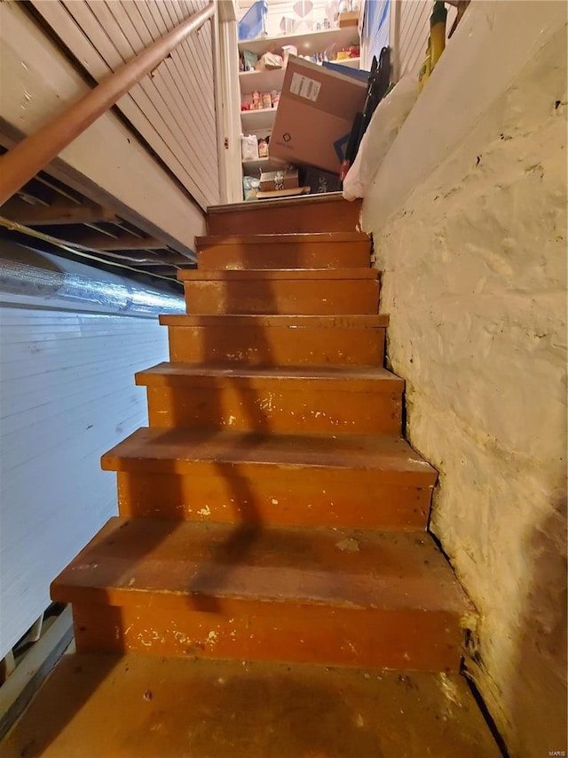 508 S Grand Ave, Houston, MO 65483 - view of stairs