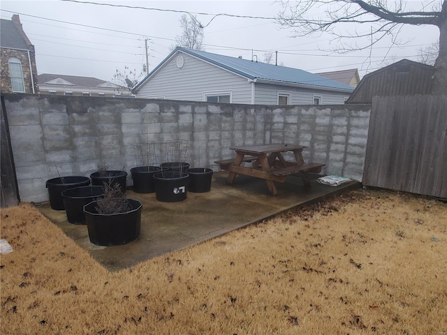 508 S Grand Ave, Houston, MO 65483 - view of patio / terrace with a fenced backyard