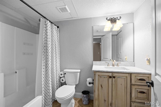 2016 Richview Dr, Saint Jacob, IL 62281 - bathroom with a textured wall, toilet, vanity, shower / bath combo with shower curtain, and tile patterned flooring