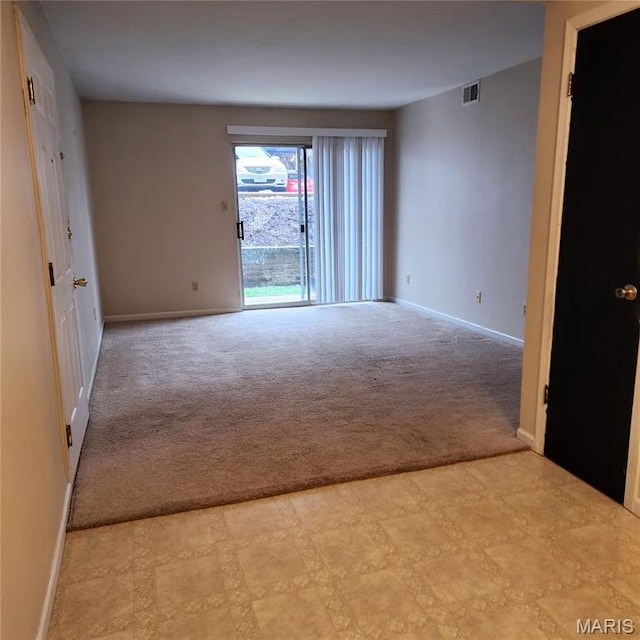 1239 Creve Coeur Crossing Ln Unit C, Chesterfield, MO 63017 - unfurnished room featuring light colored carpet and light floors