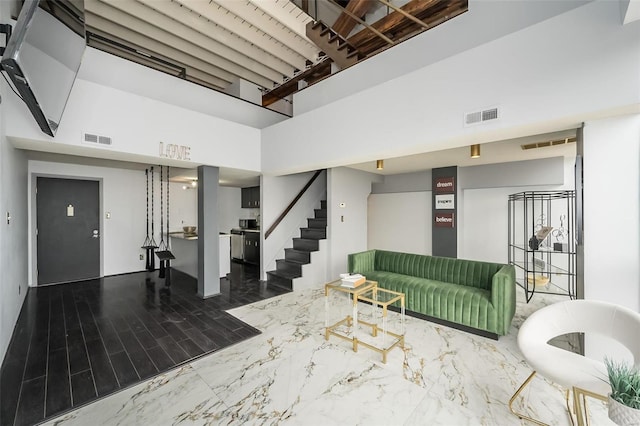 1523 S 10th St Unit 207, Saint Louis, MO 63101 - building lobby with a towering ceiling and stairs