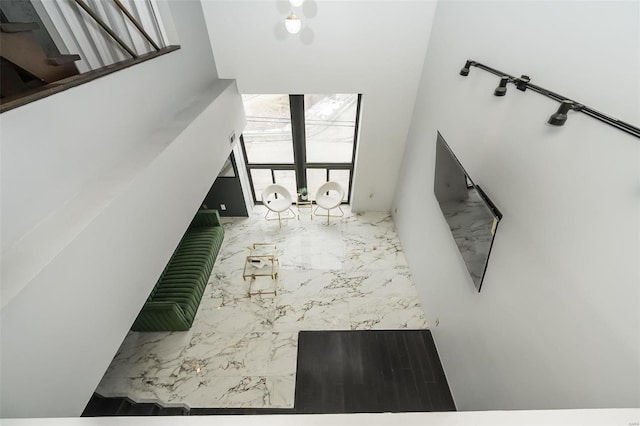 1523 S 10th St Unit 207, Saint Louis, MO 63101 - foyer entrance featuring marble tiled flooring