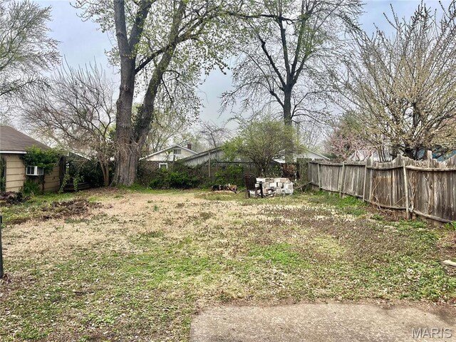 9411 Muriel Ave, Saint Louis, MO 63114 - view of yard