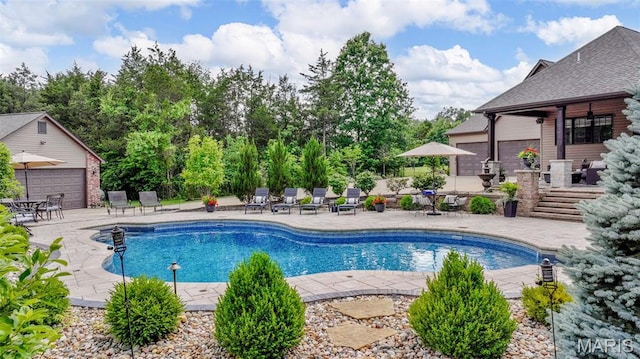 130 Foristell Ridge Ct, Foristell, MO 63348 - view of swimming pool with a patio area