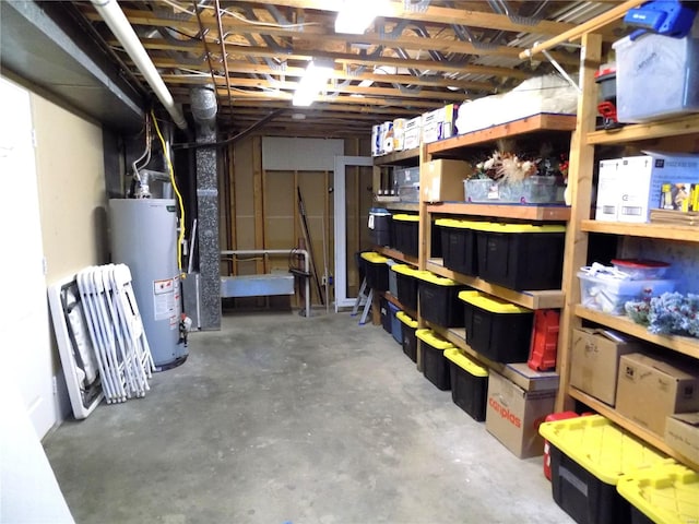 1002 Cypress Dr, Rolla, MO 65401 - storage room featuring gas water heater