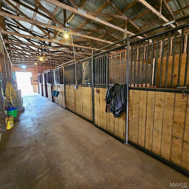 12124 Hamilton Hollow Rd, Sullivan, MO 63080 - view of stable