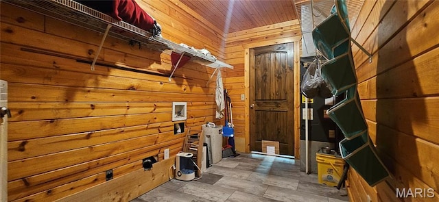 12124 Hamilton Hollow Rd, Sullivan, MO 63080 - view of stable