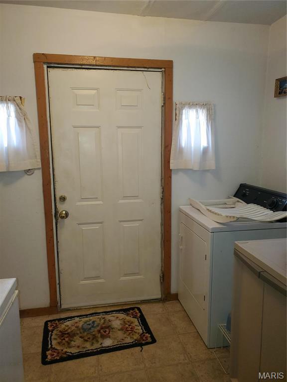 506 N 51st St E, St Louis, IL 62203 - photo 23