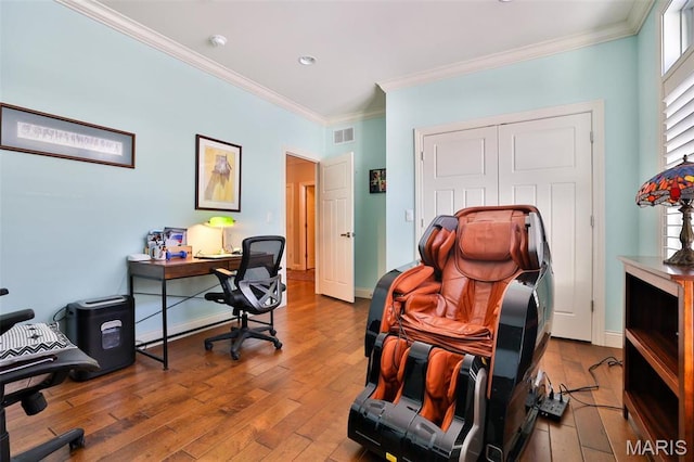 1120 Franklin Ave, Edwardsville, IL 62025 - office with ornamental molding, wood-type flooring, healthy amount of natural light, and recessed lighting