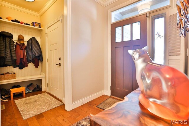 1120 Franklin Ave, Edwardsville, IL 62025 - foyer entrance featuring ornamental molding and wood-type flooring