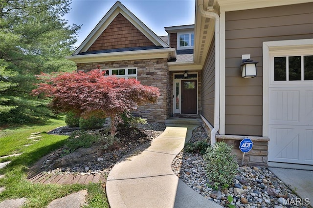 1120 Franklin Ave, Edwardsville, IL 62025 - entrance to property with stone siding