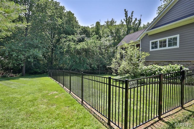 1120 Franklin Ave, Edwardsville, IL 62025 - view of yard
