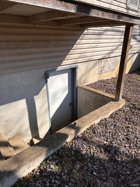 415 N Grand St, Willow Springs, MO 65793 - entry to storm shelter