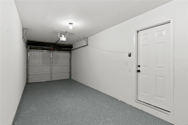 1686 Mowbry Ln, Saint Louis, MO 63136 - garage featuring a garage door opener