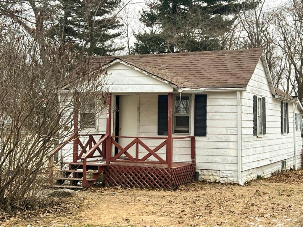 808 S 8th St, Vandalia, IL 62471 - view of outdoor structure