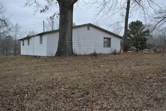 view of side of property