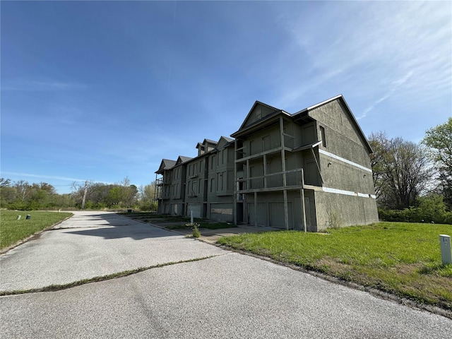 1415 Carla Dr, Florissant, MO 63033 - photo 2