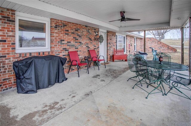 302 E Bay St, Pleasant Hill, IL 62366 - view of patio with a ceiling fan and outdoor dining area