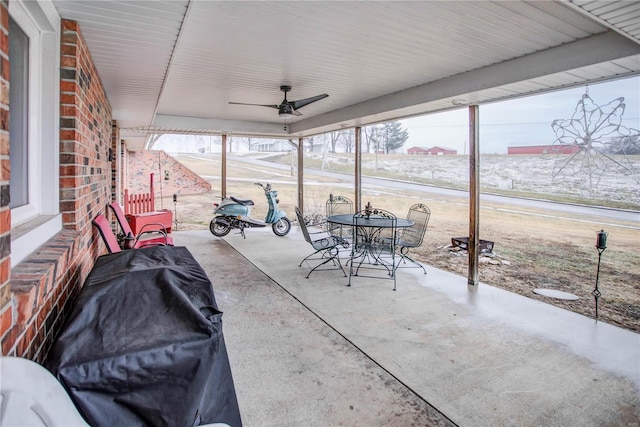 302 E Bay St, Pleasant Hill, IL 62366 - view of sunroom / solarium