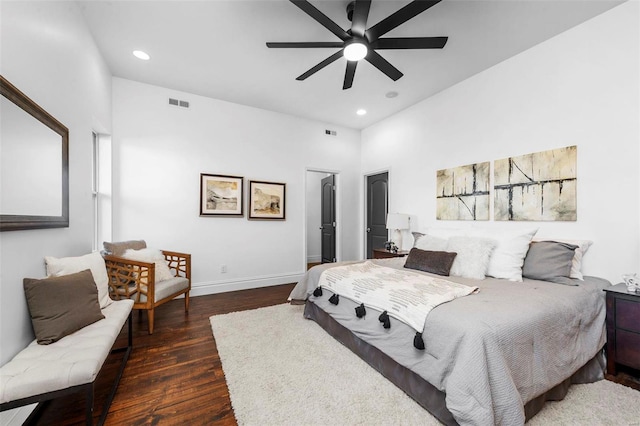 3330 Iowa Ave, Saint Louis, MO 63118 - bedroom with dark wood-style flooring, baseboards, recessed lighting, and a ceiling fan