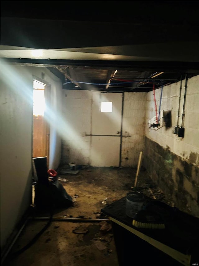 10719 Thorpe Ave, Saint Louis, MO 63114 - view of unfinished below grade area