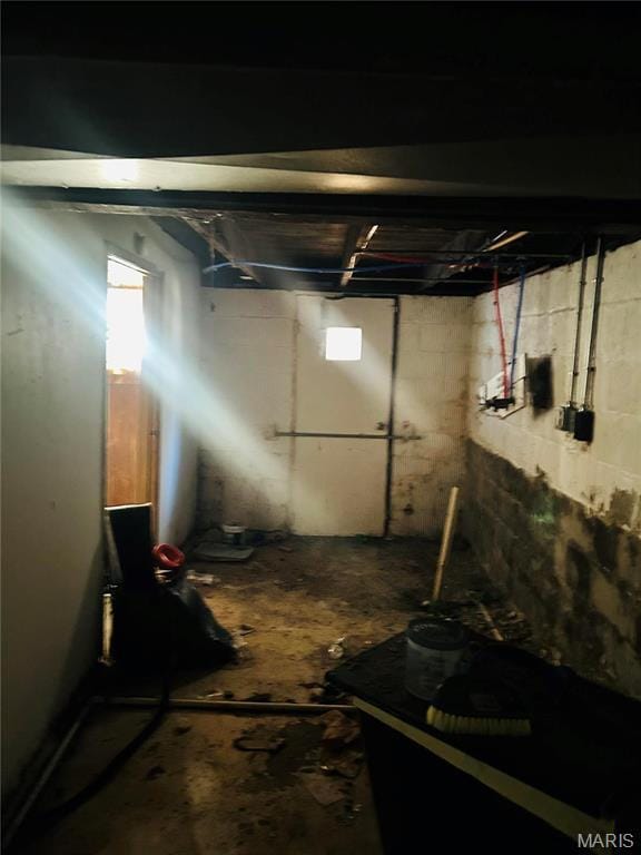 10719 Thorpe Ave, Saint Louis, MO 63114 - view of unfinished below grade area