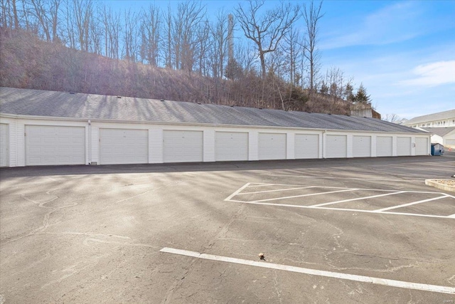 18051 Blue Anchor Dr Unit 522, Gravois Mills, MO 65037 - view of garage