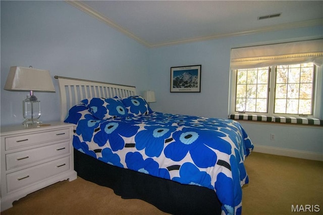 14342 N 1025th St, Effingham, IL 62401 - carpeted bedroom featuring ornamental molding, vaulted ceiling, and baseboards