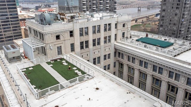 314 N Broadway Unit 903, Saint Louis, MO 63102 - view of urban area with a notable bridge