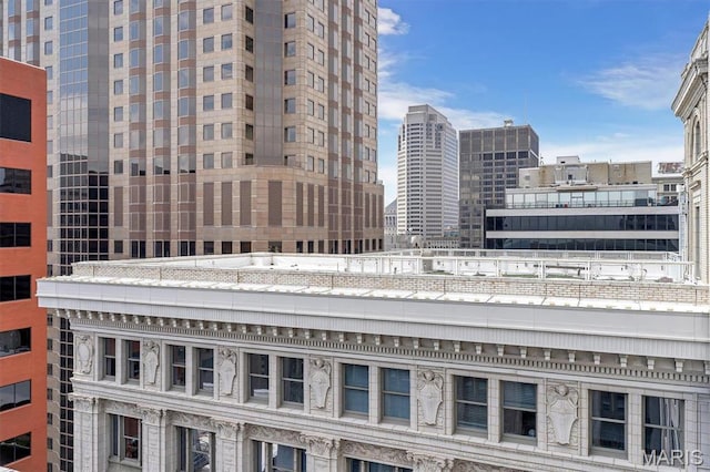 314 N Broadway Unit 903, Saint Louis, MO 63102 - view of building exterior featuring a city view