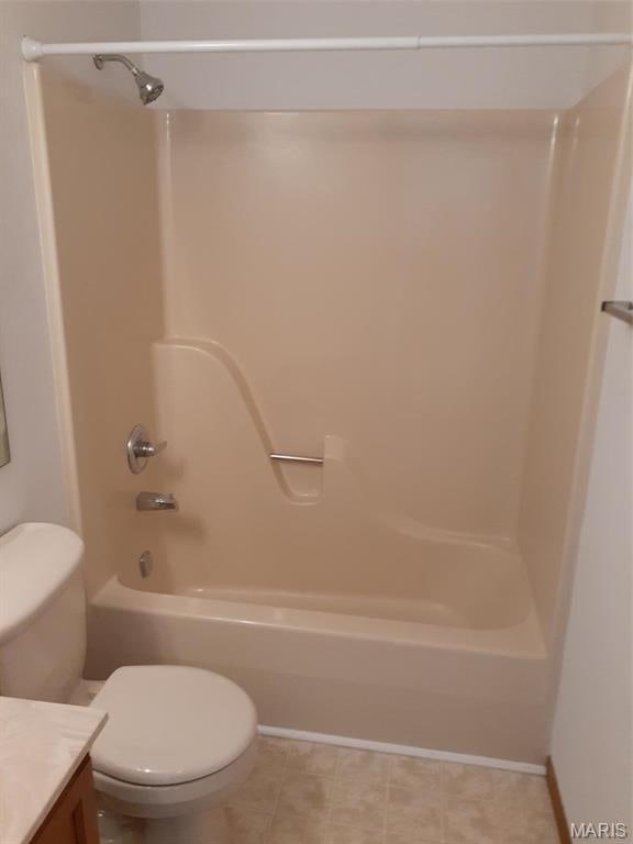 161 Eagle Rdg Unit 163-306, Ofallon, IL 62269 - bathroom with vanity, toilet, and shower / tub combination