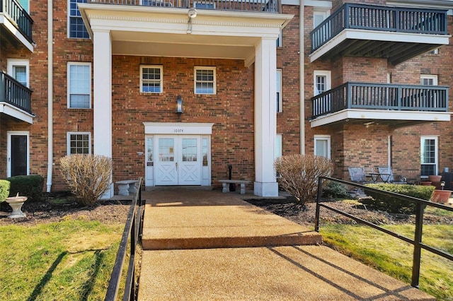 10374 Chimney Rock Dr Unit 22, Creve Coeur, MO 63146 - view of front of property with brick siding