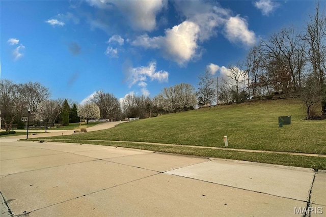 920 Summerset Parc Ln, Fenton, MO 63026