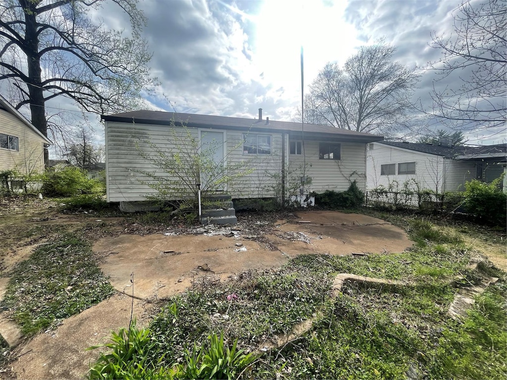 209 Grampian Rd, Saint Louis, MO 63137 - photo 4