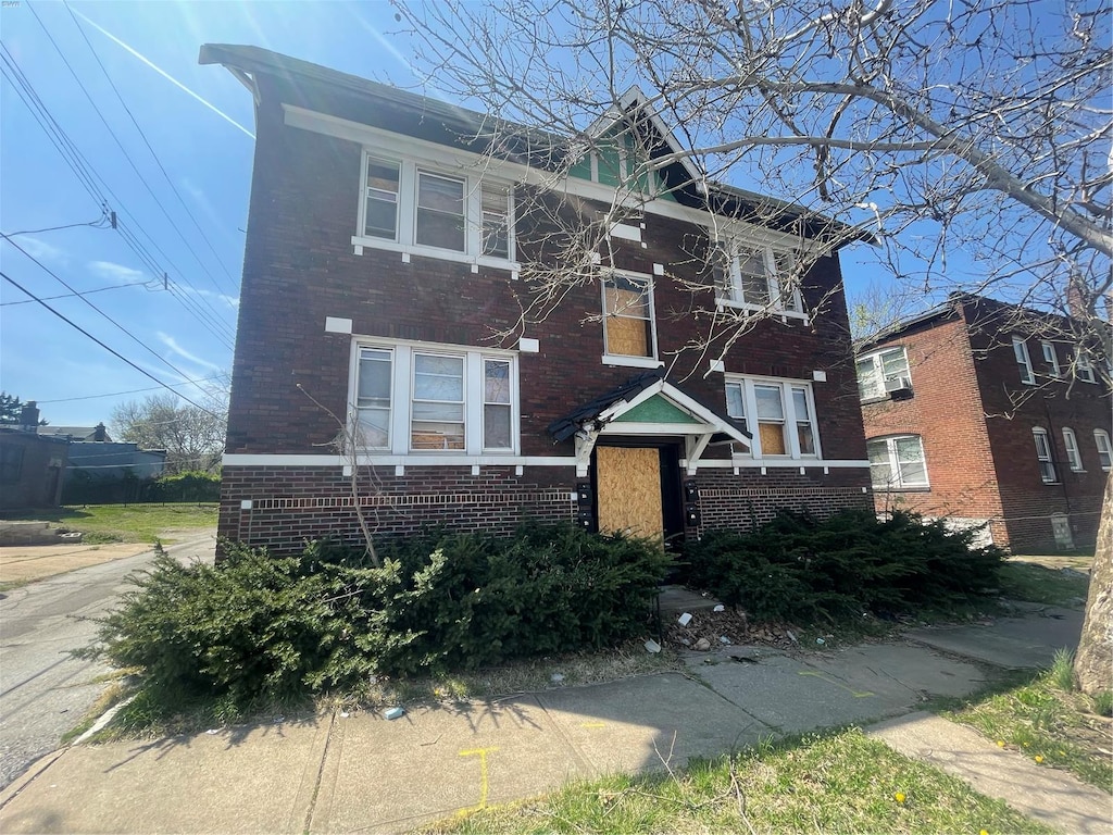 5316 Harney Ave, Saint Louis, MO 63120 - photo 1