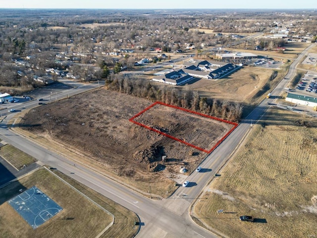 900 Clark St, Lebanon, MO 65536