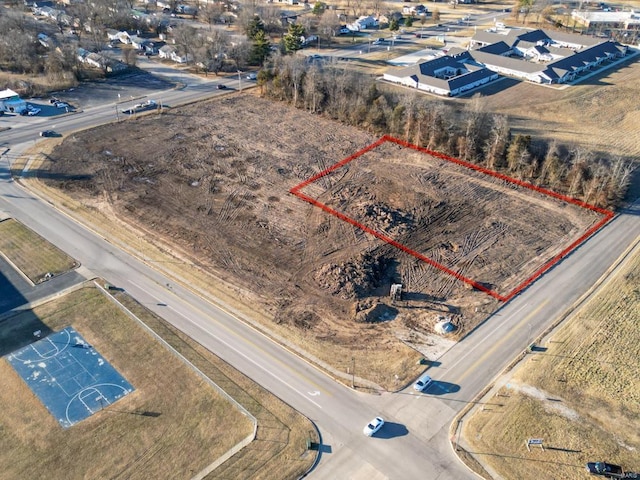 900 Clark St, Lebanon, MO 65536