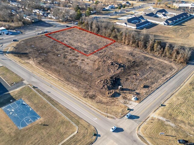 700 Lynn St, Lebanon, MO 65536